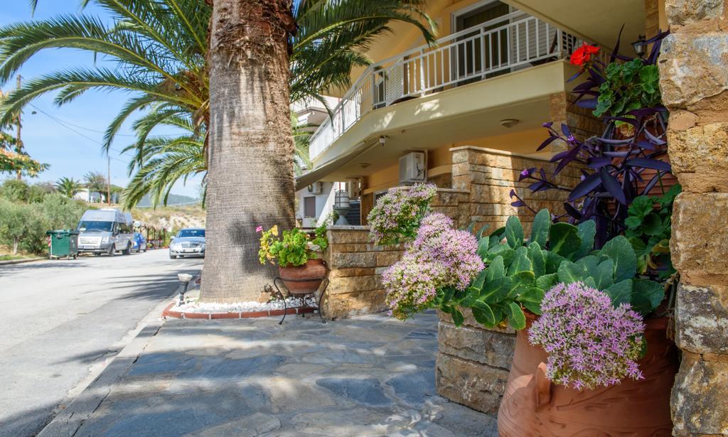 Erifili At Sarti Beach Apartments & Studios Экстерьер фото